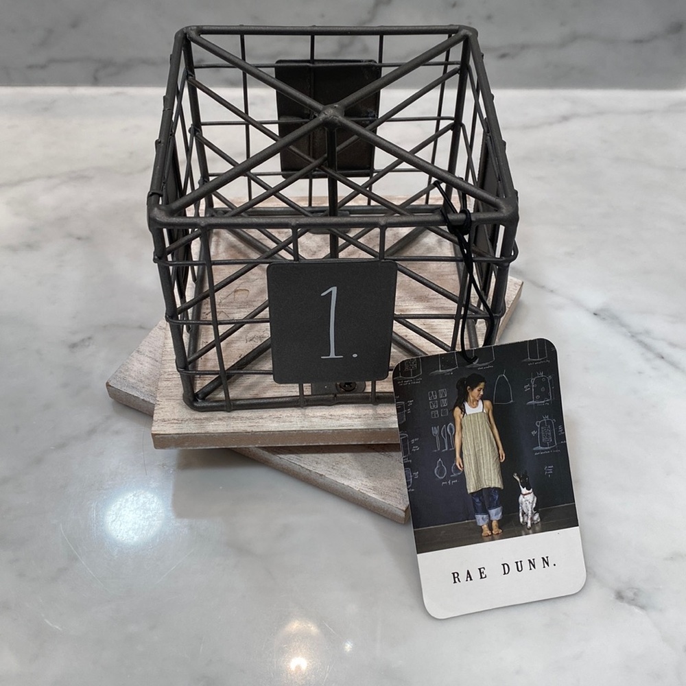 NWT Rae Dunn Rotating Pencil and Pen Organizer